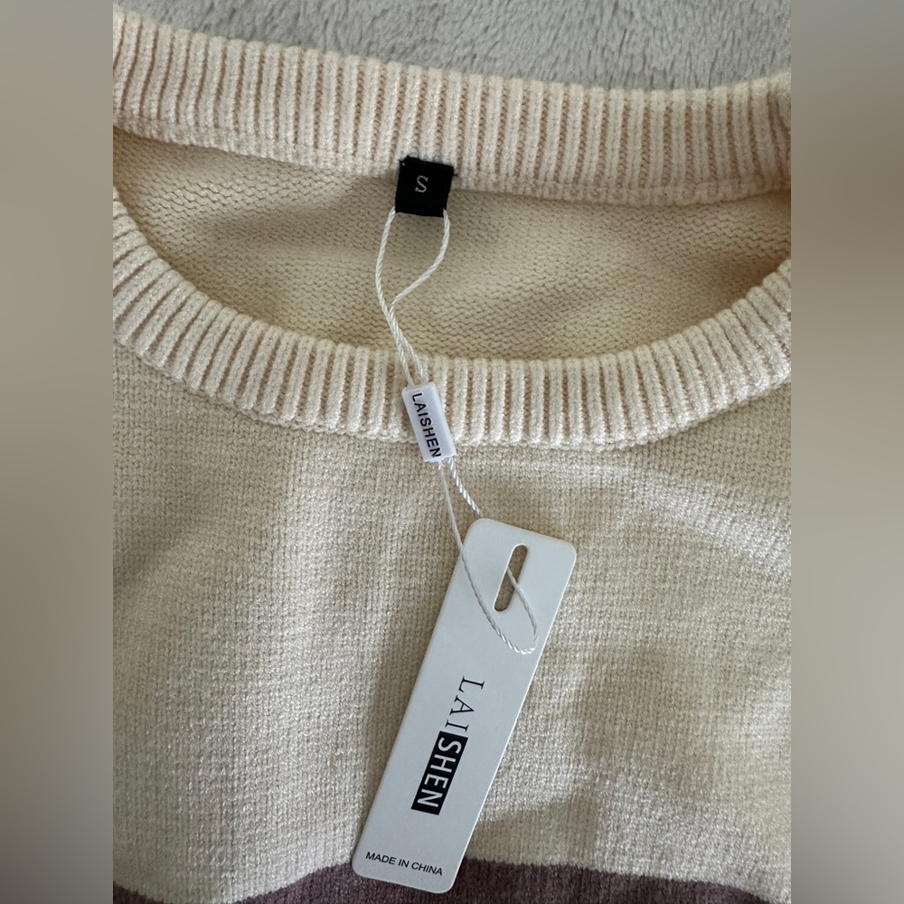 Stylish Colorblock Sweater - Picture 2 of 3